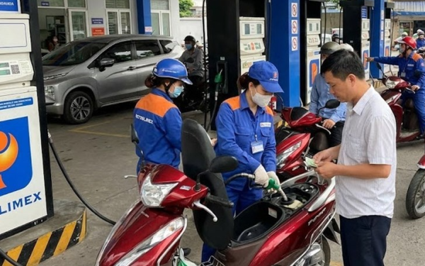 Giá xăng dầu của Việt Nam đang thấp hơn hầu hết các nước trong khu vực
