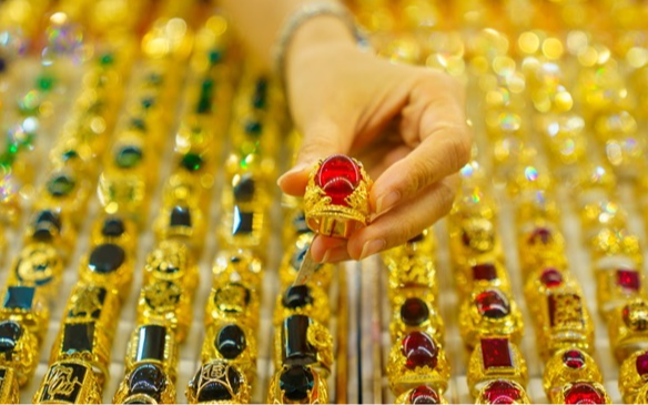 Nguyên nhân giá vàng rớt thê thảm