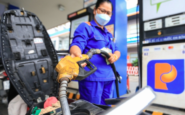 Giá xăng dầu hôm nay 24/3: Dầu thế giới “rơi tự do”, trong nước sắp giảm mạnh?