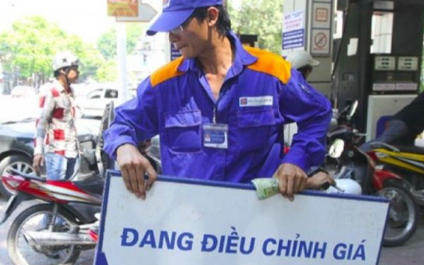 Giá dầu Brent đã tăng trở lại trên 100 USD/thùng