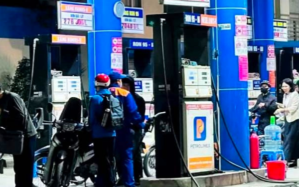 Bộ Tài chính đề xuất giảm mạnh thuế xăng, giá có thể hạ hơn 1.000 đồng/lít