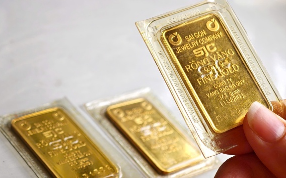 Giá vàng quay đầu giảm mạnh