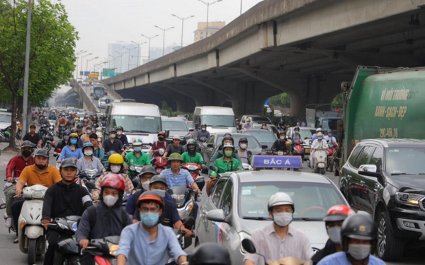 Thông báo quan trọng áp dụng từ 1/4: Tất cả người tham gia giao thông ở Hà Nội phải biết