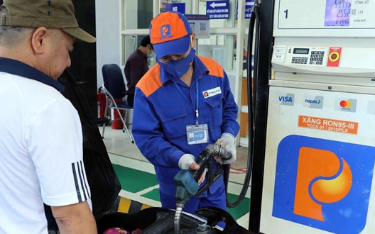 Giá xăng giảm sâu không cần Quỹ Bình ổn, thấp hơn nhiều nước trong khu vực: Vì sao?