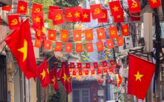 CHÍNH THỨC: Lịch nghỉ Giỗ tổ và 30/4-1/5 của học sinh cả nước