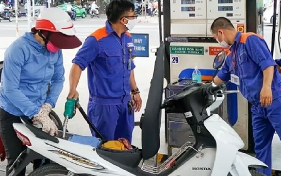 Giá xăng dầu hôm nay 28.3.2026: Thế giới tăng hơn 6%, dầu Brent tiến 115 USD/thùng