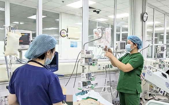 Ngày càng nhiều người lớn bị thủy đậu: Bệnh viện Bệnh Nhiệt đới Trung ương cảnh báo KHẨN