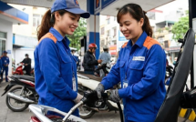 Chính phủ giảm thuế xăng dầu về 0%, chấp nhận hụt thu ngân sách 7.200 tỷ đồng/tháng để ổn định thị trường năng lượng