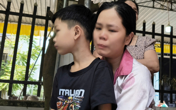 Tài xế taxi bị sát hại ở Quảng Trị: Vợ khóc nghẹn khi nhớ lại lời cuối của chồng