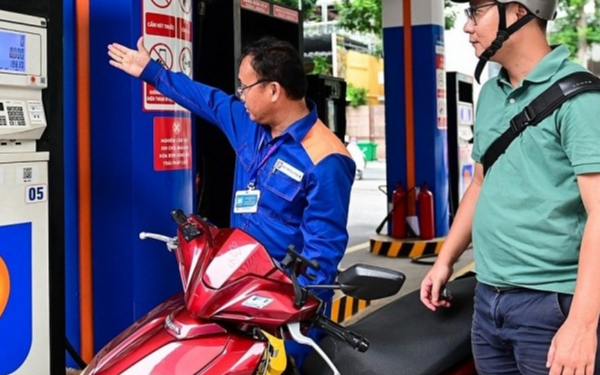 Giá xăng dầu hôm nay (1-4): Giảm mạnh khi có thông tin Iran có thể sẵn sàng chấm dứt chiến tranh