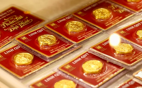 Giá vàng tăng vọt, SJC và nhẫn trơn cao hơn thế giới 28 triệu đồng/lượng
