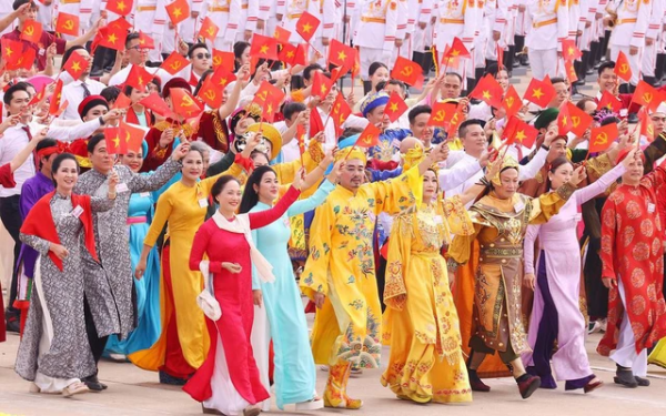 Bộ Chính trị thống nhất NLĐ cả nước có thêm 1 ngày hưởng 100% lương vào Ngày Văn hóa Việt Nam 24/11 theo Nghị quyết 80, cụ thể với chủ trương là gì?