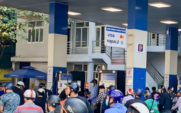 Giá xăng dầu hôm nay 3/4: Mỹ ra tối hậu thư với Iran, dầu thế giới lại tăng, giá xăng Việt Nam thấp nhất khu vực