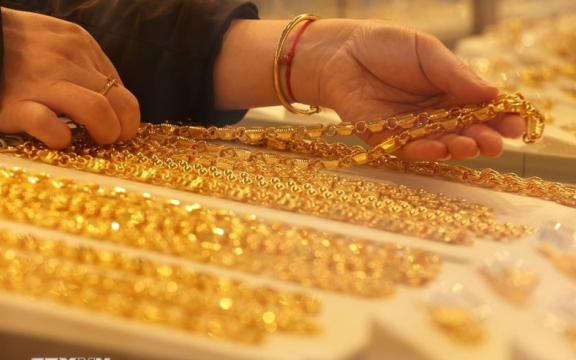 Giá vàng trưa 3/4 bật tăng