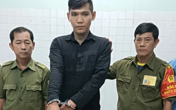 Bắt Phạm Quốc Khánh