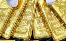 Giá vàng hôm nay 4/4: Ngừng lao dốc