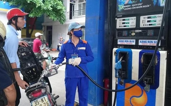 Chính thức điều chỉnh giá xăng dầu: Dầu diesel được chi Quỹ Bình ổn hơn 5.000 đồng/lít