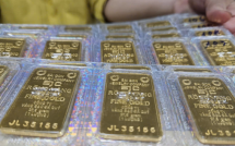 Chênh lệch giá mua - bán vàng bất ngờ thu hẹp