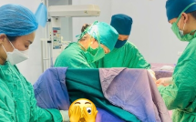 Sản phụ 29 tuổi vỡ tử cung trong đêm thừa nhận 1 sai lầm nhiều phụ nữ Việt mắc phải