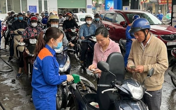 Đề xuất kéo dài việc giảm thuế nhập khẩu một số mặt hàng xăng dầu về 0% đến 30/6/2026