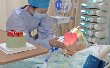 Cô gái 23 tuổi chịu đựng cơn đau đầu 7 ngày trước khi tim ngừng đập, thủ phạm chính là chiếc tủ lạnh