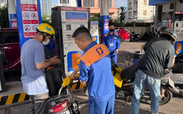 Giá xăng dầu hôm nay 6/4: Bảng giá xăng dầu Petrolimex, PVOIL, Mipec, Thalexim