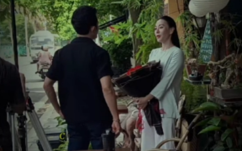 Danh tính người đàn ông đặc biệt của Phương Oanh