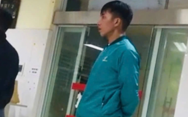 Danh tính tài xế ở Bắc Ninh đưa cô gái lạ vào viện, ứng 2 triệu đồng viện phí rồi rời đi giữa đêm