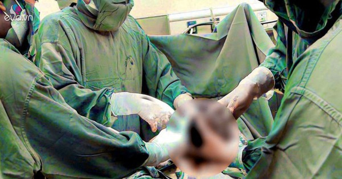 Sản phụ vào phòng đẻ nói chuyện bình thường bỗng tím tái khó thở do tai biến cực kỳ nguy hiểm