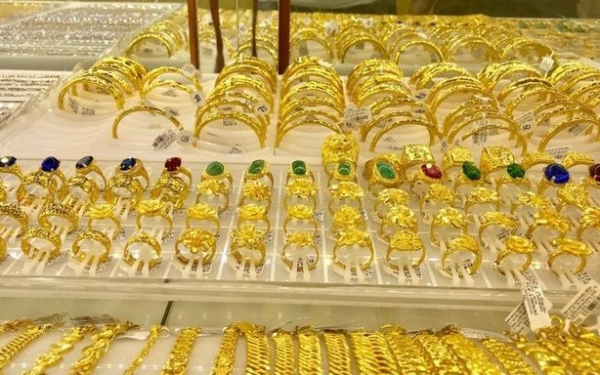 Giá vàng hôm nay (chiều 9-4): Đảo chiều giảm sốc 3,5 triệu đồng lượng