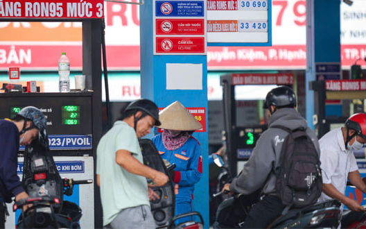 Chính phủ đề xuất giảm thuế với xăng, dầu về 0 đến hết tháng 6