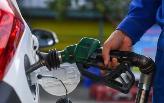 Chính thức chi 8.000 tỷ đồng ngân sách vào quỹ bình ổn xăng dầu