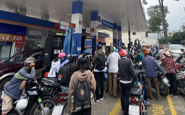 Giá xăng dầu hôm nay 9/4: Cập nhật giá dầu thế giới và Petrolimex mới nhất