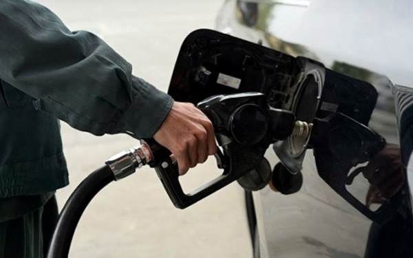 Giá xăng dầu hôm nay 11.4: Đồng loạt giảm mạnh