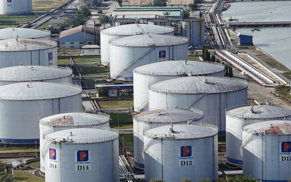 Giá xăng dầu hôm nay 11.4.2026: Dầu diesel giảm kỷ lục 12.000 đồng/lít trong tuần