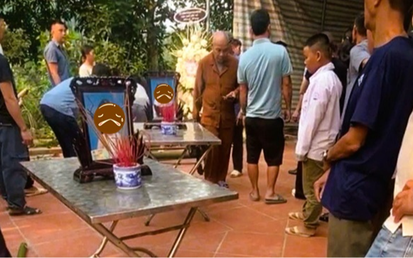 Hai chị em ruột chết đuối tại khe suối sau nhà