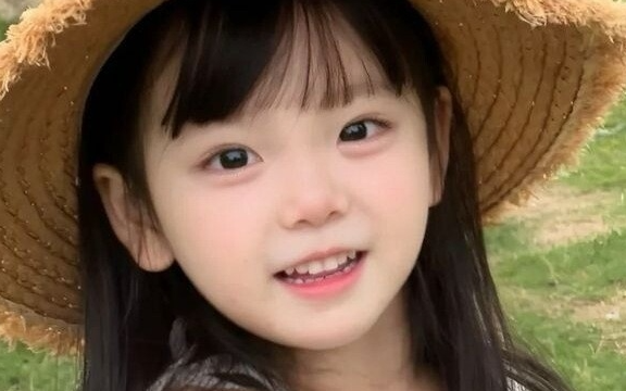 Mẹ định đặt tên con gái là Tiếc Thương, nhân viên sửa thành cái tên vừa hay vừa ý nghĩa