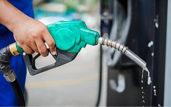 Nguồn cung dầu sẽ càng thiếu hụt vì lệnh phong tỏa của Mỹ