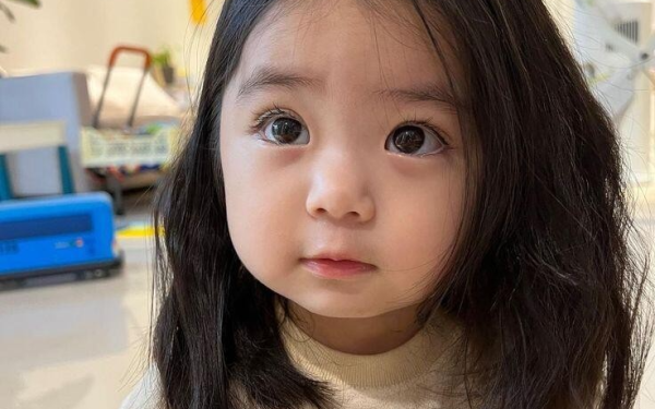 Bố mang họ hiếm, đặt tên con là Nông Thị Cành, được sửa thành cái tên cao quý