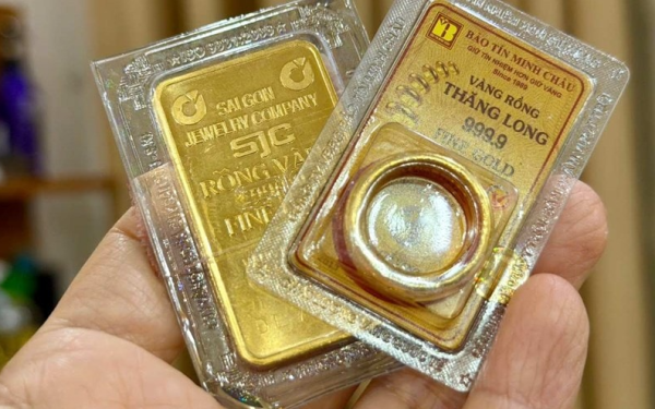 Giá vàng hôm nay: Sụt giảm, nguy cơ thua lỗ tăng cao