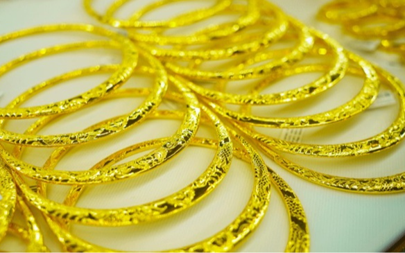 Giá vàng hôm nay 16/4/2026: Đảo chiều liên tục, SJC và nhẫn trơn khả năng tăng tiếp