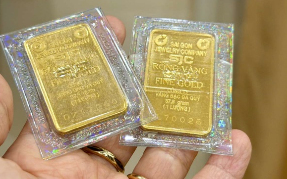 Giá vàng giảm rất mạnh