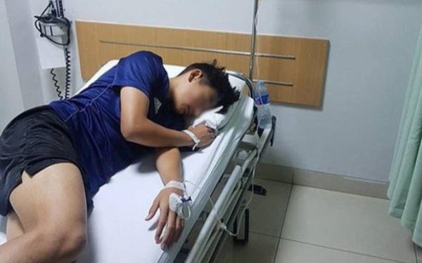 Chàng trai 29 tuổi bị đau lưng, BS nói chỉ còn sống được nửa năm, nguyên nhân do căn bệnh ung thư "giỏi ngụy trang"