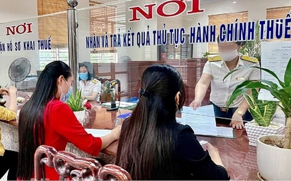 Chưa từng đi làm vẫn bị "gán" thu nhập 1,3 tỉ, đối mặt truy thu