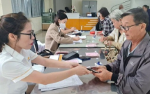 Lương hưu, trợ cấp tháng 5 lùi lịch sau kỳ nghỉ lễ 30-4, 1-5