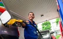 Giá xăng dầu hôm nay 19/4: Dầu thế giới giảm mạnh, dầu diesel có tuần hạ nhiệt