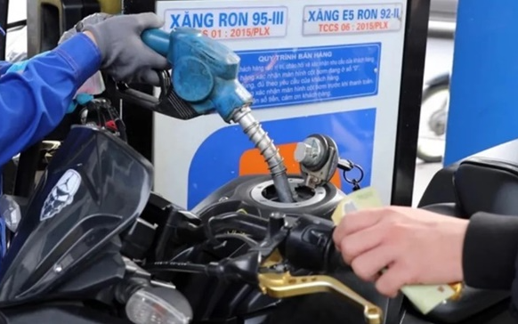 Giảm thuế xăng dầu 0%: Trợ lực cho nền kinh tế và người dân