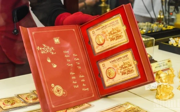 Giá vàng SJC, vàng nhẫn sáng ngày 22/4