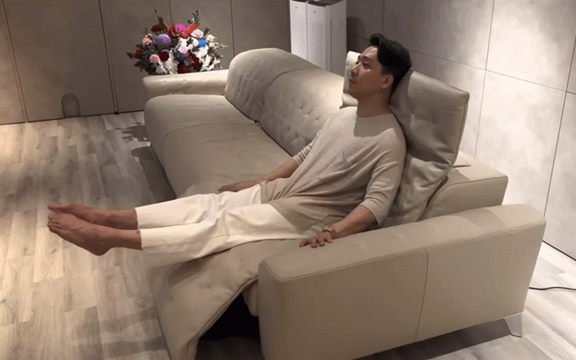 Cận cảnh khu chung cư cao cấp mà nhà Trấn Thành đang ở: Mỗi căn hộ đều có thang máy riêng, mức giá bán khoảng 131 triệu/m2