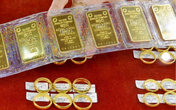 Giá vàng hôm nay 22/4: Lao dốc không phanh, giảm hơn 100 USD/ounce